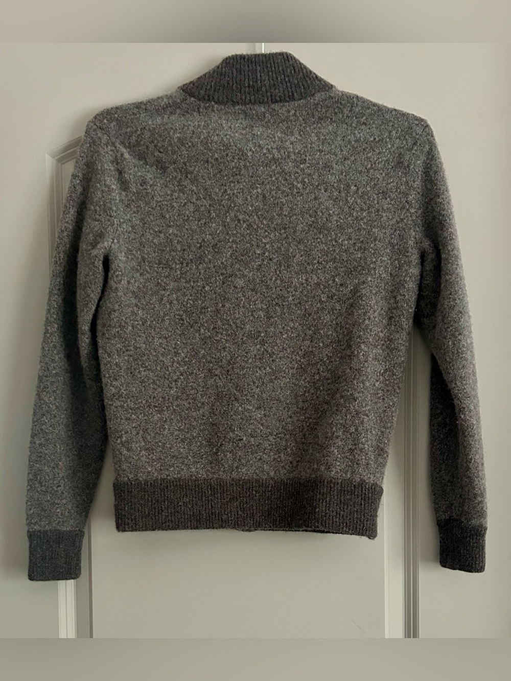 J.Crew 100% Lambswool Gray Button Front Cardigan Sweater Size Small - Picture 5 of 5